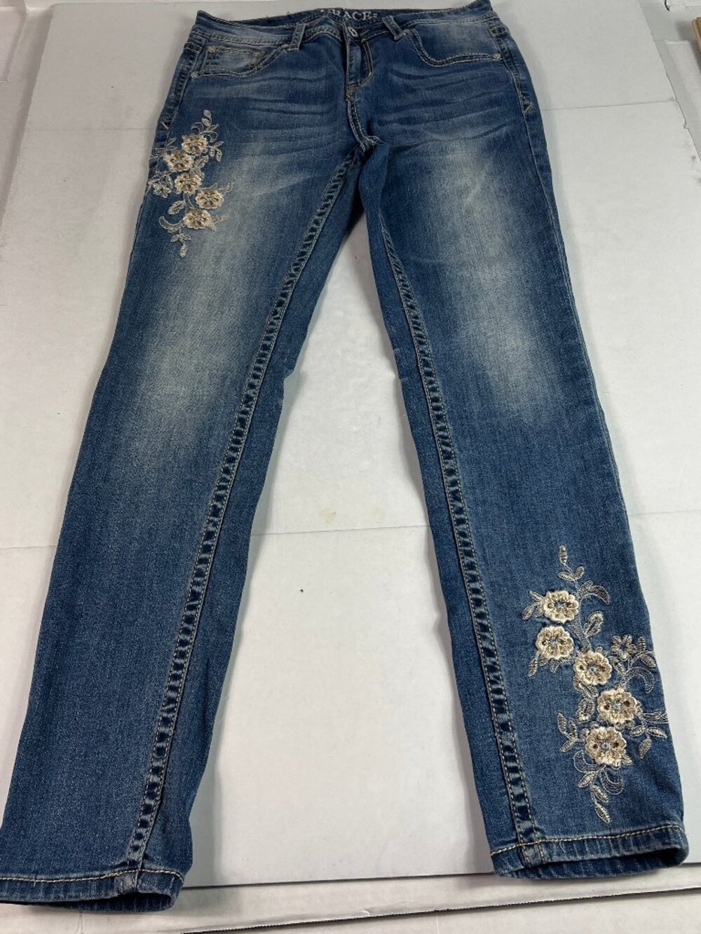 Grace In LA Jeans Women's 28x28* Easy Mid Rise Blue Floral Stretch Denim Tag 27